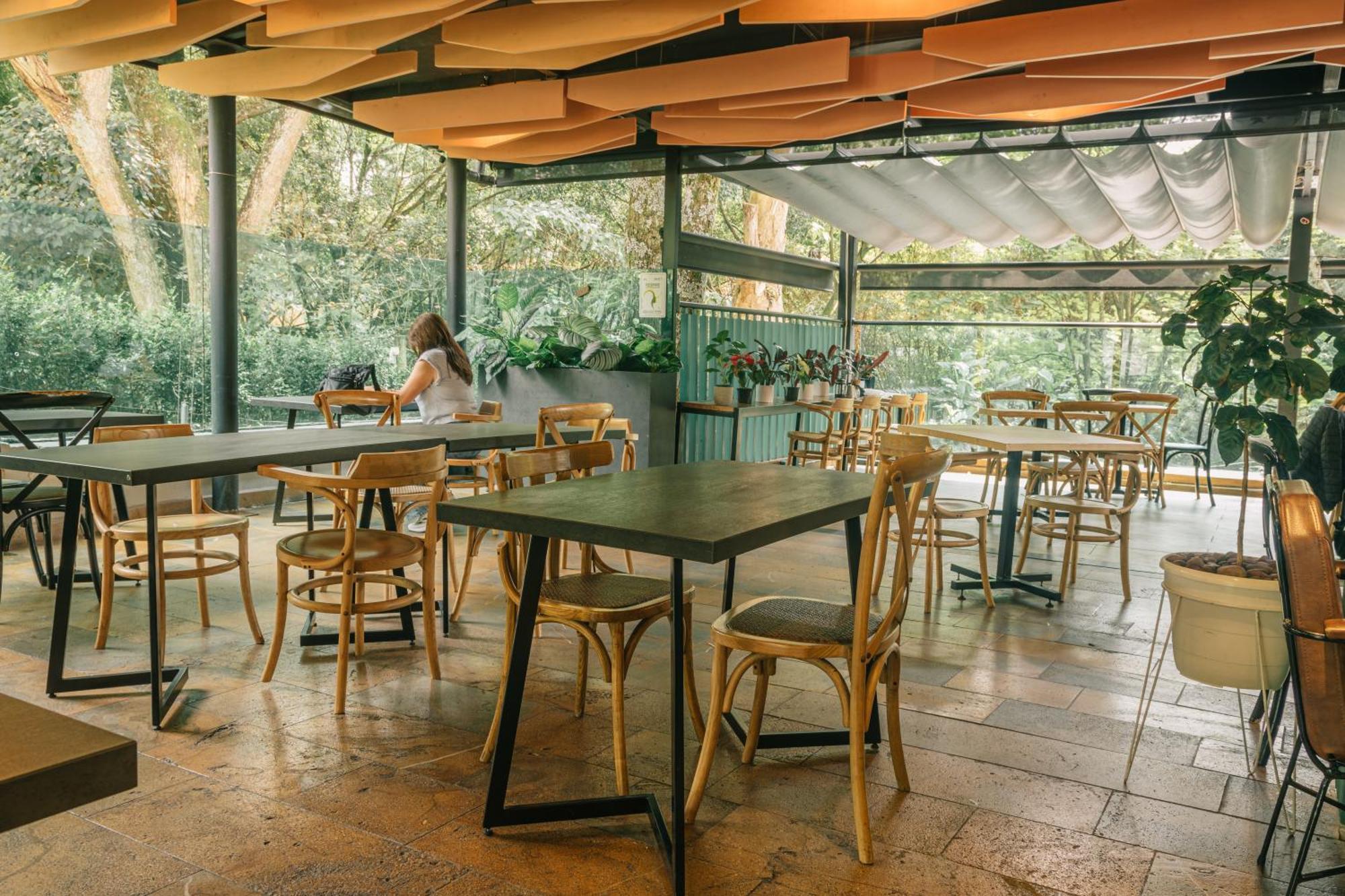 Cafe Hotel ميديلين المظهر الخارجي الصورة